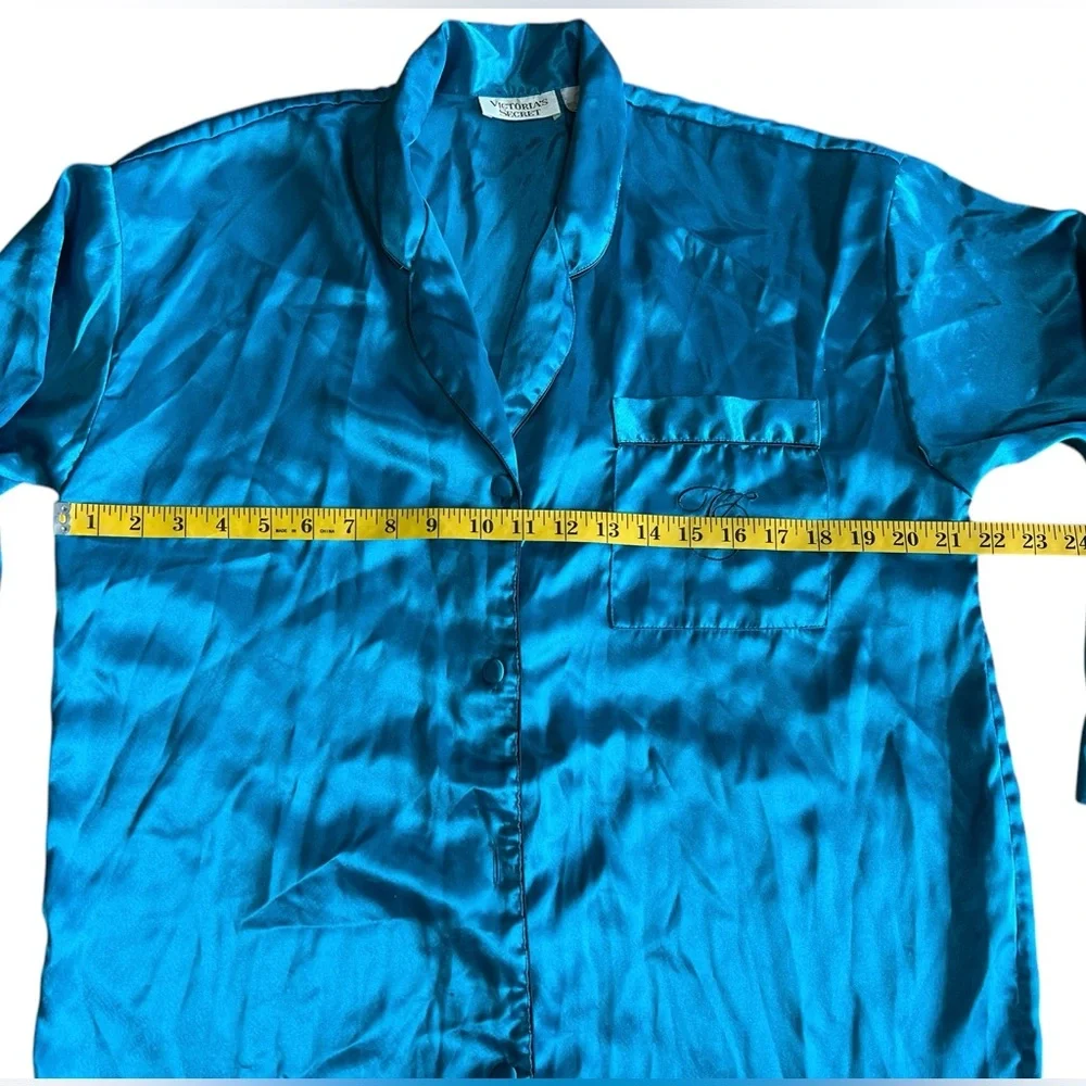 VTG VICTORIA’S SECRET Gold Label Satin Teal Embroidered VS Nightshirt Button Up